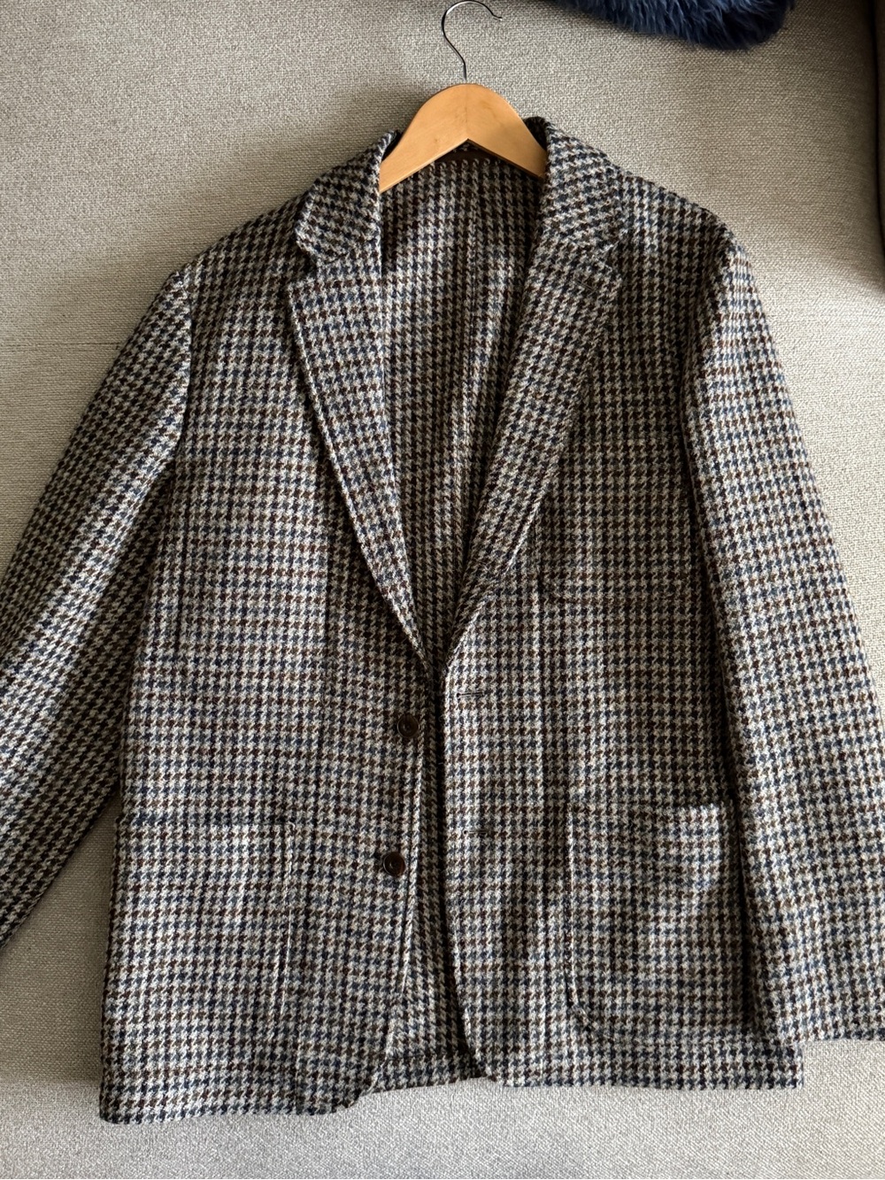 Wallace & Barnes Harris Tweed Unstructured Blazer in Multi-Color Houndstooth